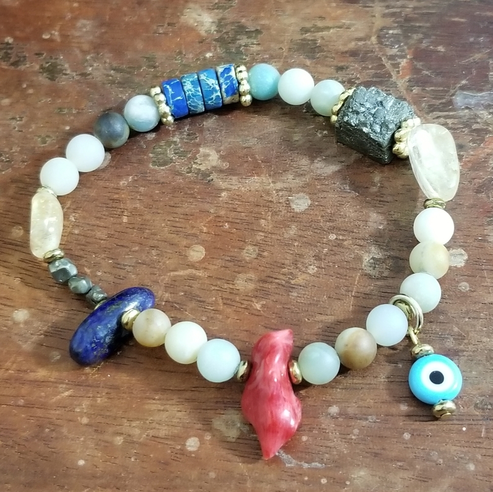 Handcrafted beaded bracelet